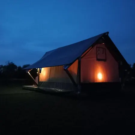 Safari 'weidezicht' Luxury tent