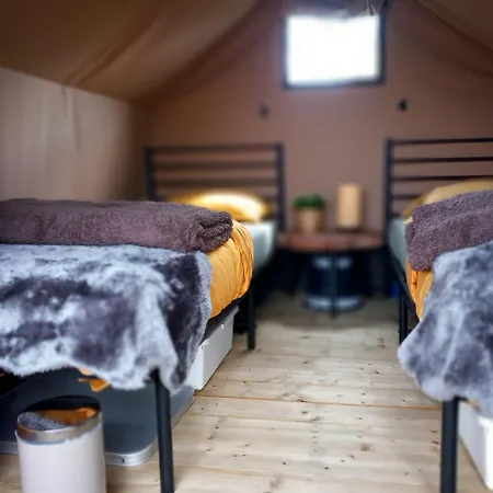 Luxe tent Safari 'weidezicht' *